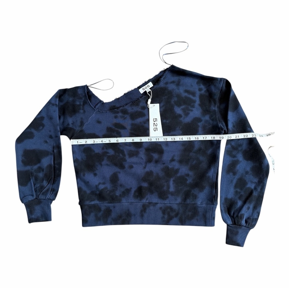 525 America Asymmetrical Cropped Navy Tie-Dye Sweatshirt size XS - Picture 2 of 5